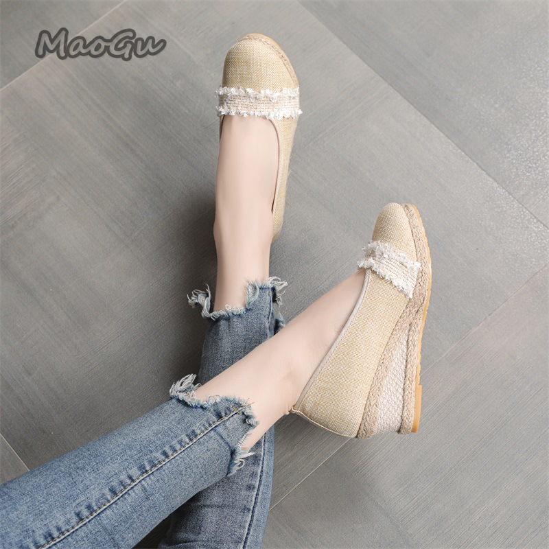 أحذية إسبادريل نسائية بكعب عري - مراجعة Espadrille Slip On وسعره
