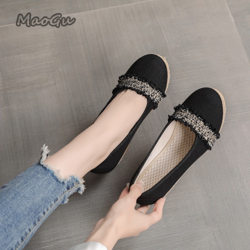 أحذية إسبادريل نسائية بكعب عري - مراجعة Espadrille Slip On وسعره