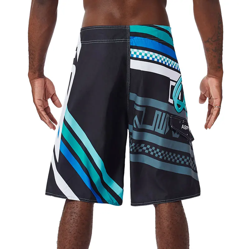 شورت شاطئ ماركة برمودا للرجال  - مراجعة Trunks Board Surf وسعره
